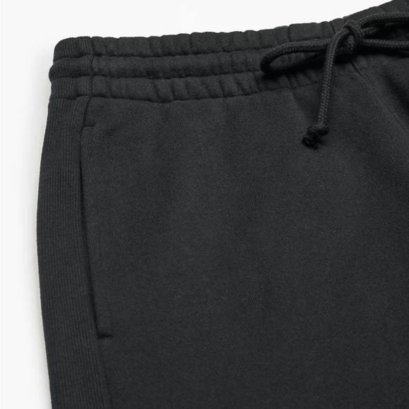 aritzia tna cozy fleece 5” boyfriend sweatshort - Picture 7 of 16